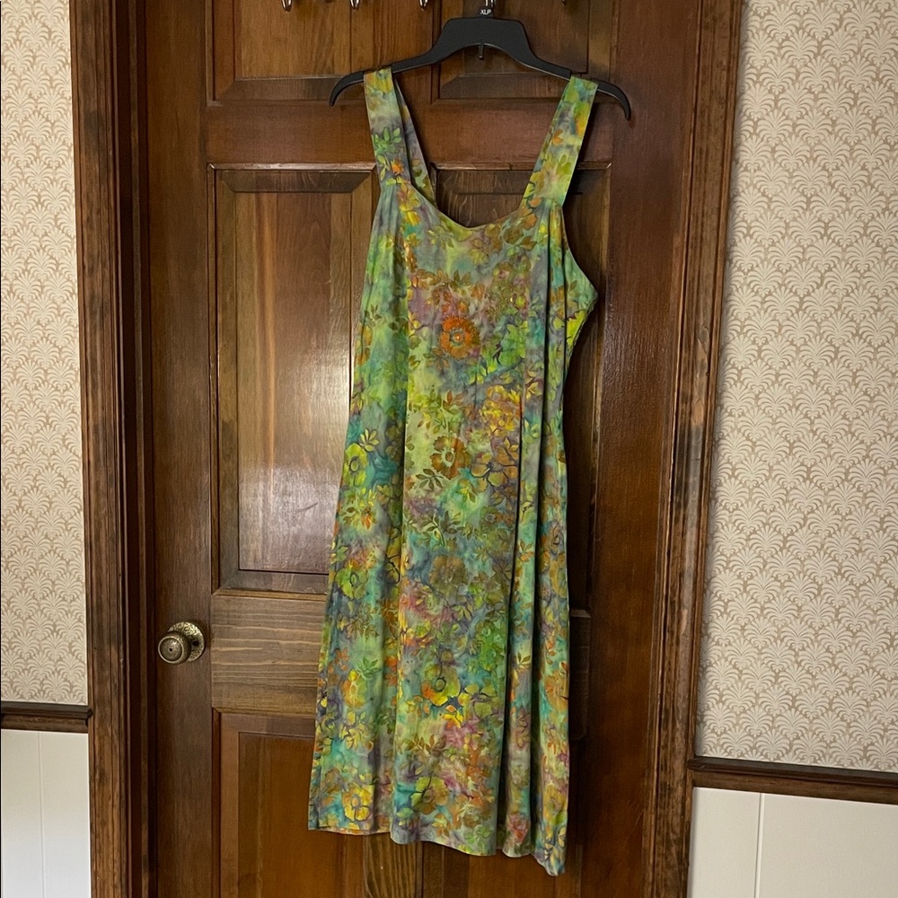 Bali Batiks floral dress, size M, excellent condition